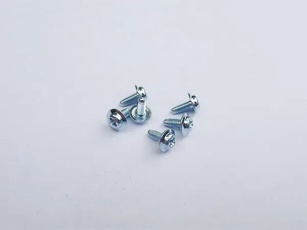 WASHER HEAD TAPPING SCREW M3-L6